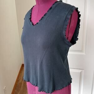 Caribe Lettuce Edge Black Cotton T-shirt Large Vintage Y2K V-neck ruffles